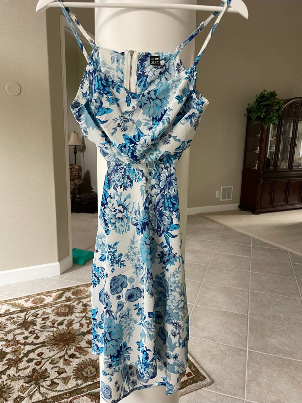 Floral dress with side cut out, Shein, XS